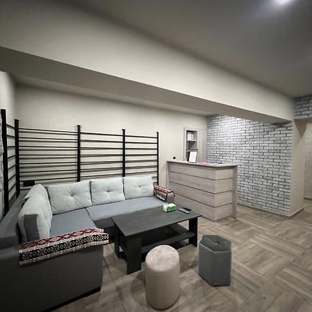 Guest House Green Ереван Екстериор снимка